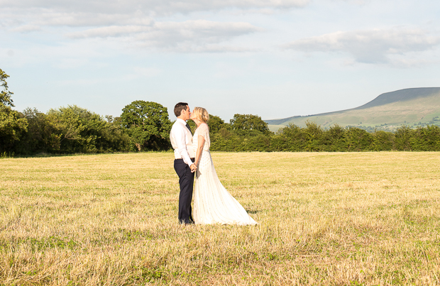 An Elegant 1920s inspired White Wedding With Gypsophilia Details: Jodie & Tom