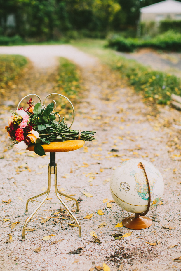 Summer's Last Goodbye: An Autumnal Styled Bridal Shoot With Subtle Vintage Vibe