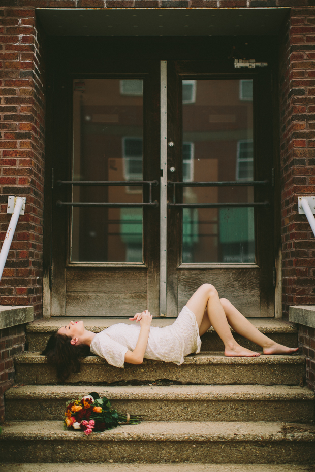 Summer's Last Goodbye: An Autumnal Styled Bridal Shoot With Subtle Vintage Vibe