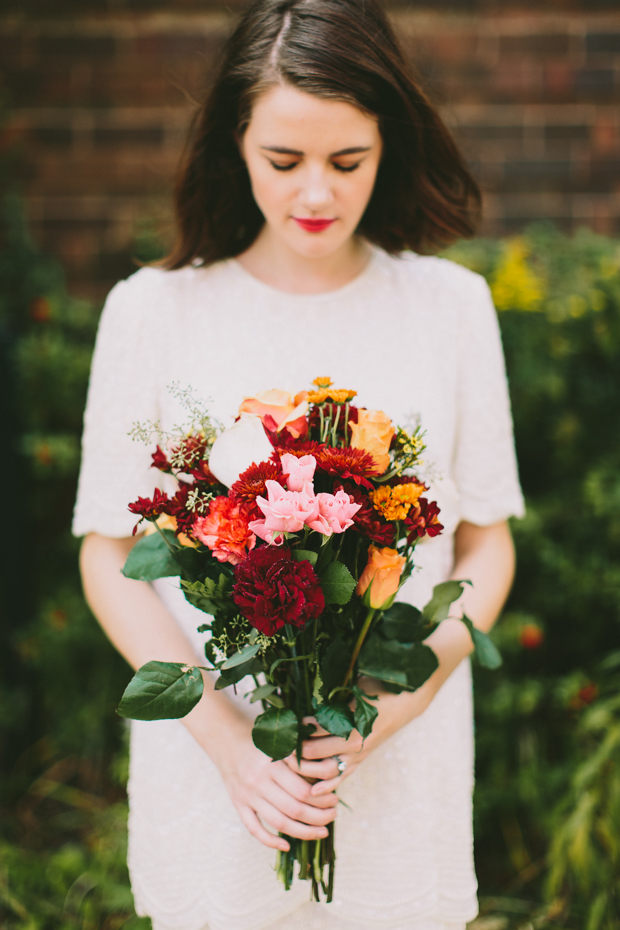 Summer's Last Goodbye: An Autumnal Styled Bridal Shoot With Subtle Vintage Vibe