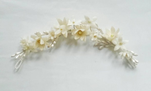 Wax Flower Crowns, Combs & Tiaras by Waxflower Vintage: Beautiful Etsy Finds!