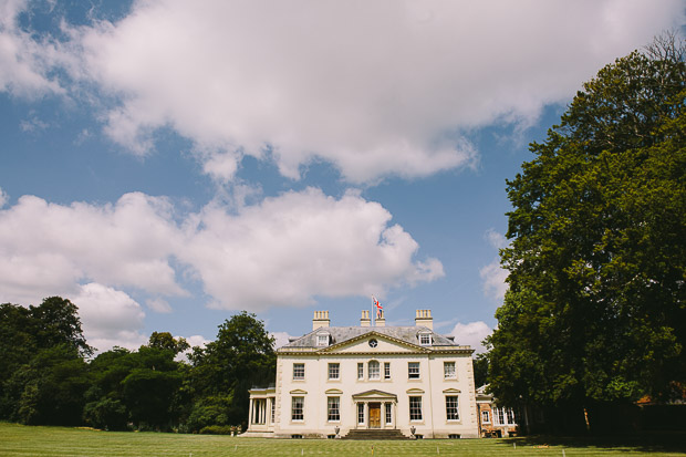 Pretty, Relaxed Rockley Manor Wedding With Muted Wild Flower Florals: Errol & Emma