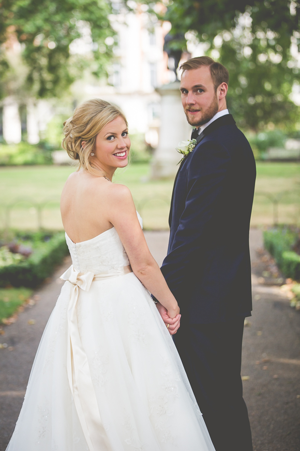 An Elegant White Peonies Wedding at the In & Out Navel & Military Club: Emma & Christian