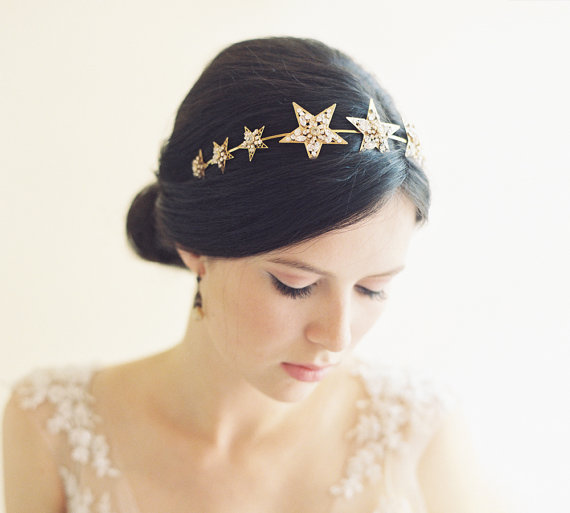 25 Wedding Headpieces That Are Perfect For Your Beautiful Boho Wedding!