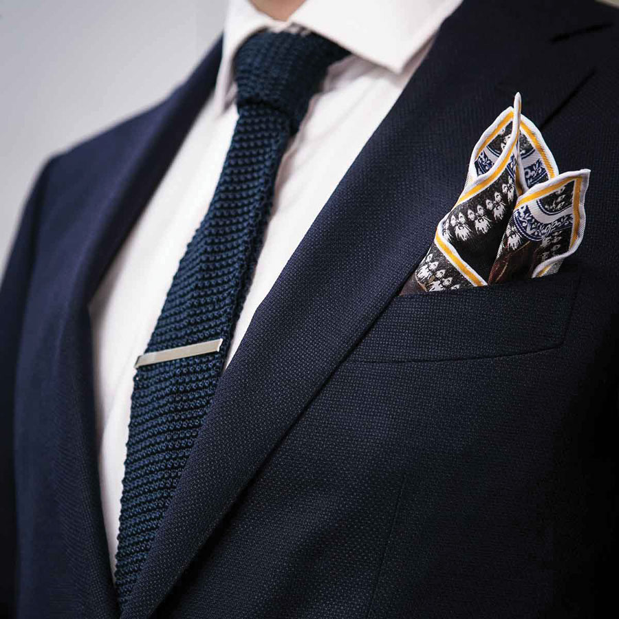 5 Key Things Every Groom Should Consider When Choosing A Pocket Square!