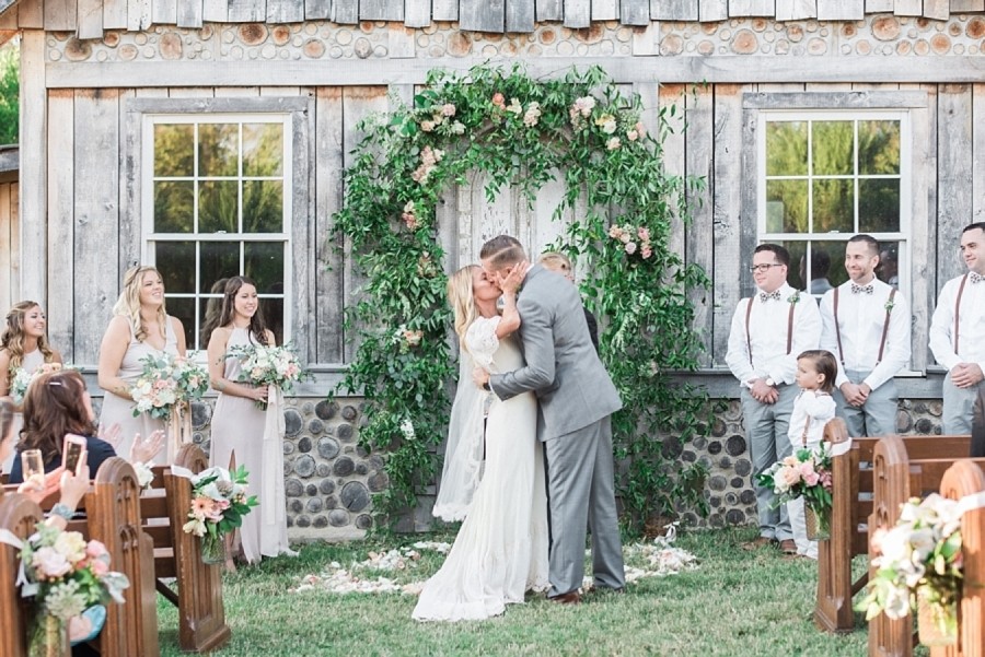 How To Use Pretty Petals in your Spring Wedding stylemepretty.com:2017:03:01:romantic-boho-nashville-wedding: - juliepaisley.com