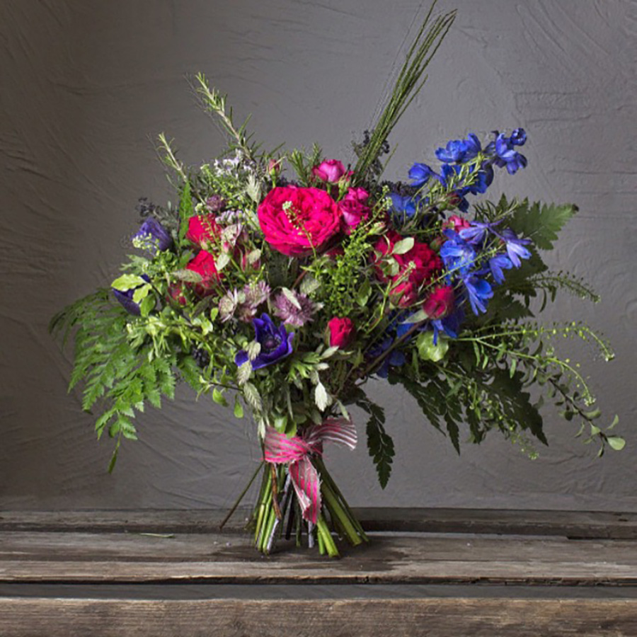 Should I Choose British Flowers For My Wedding Day?