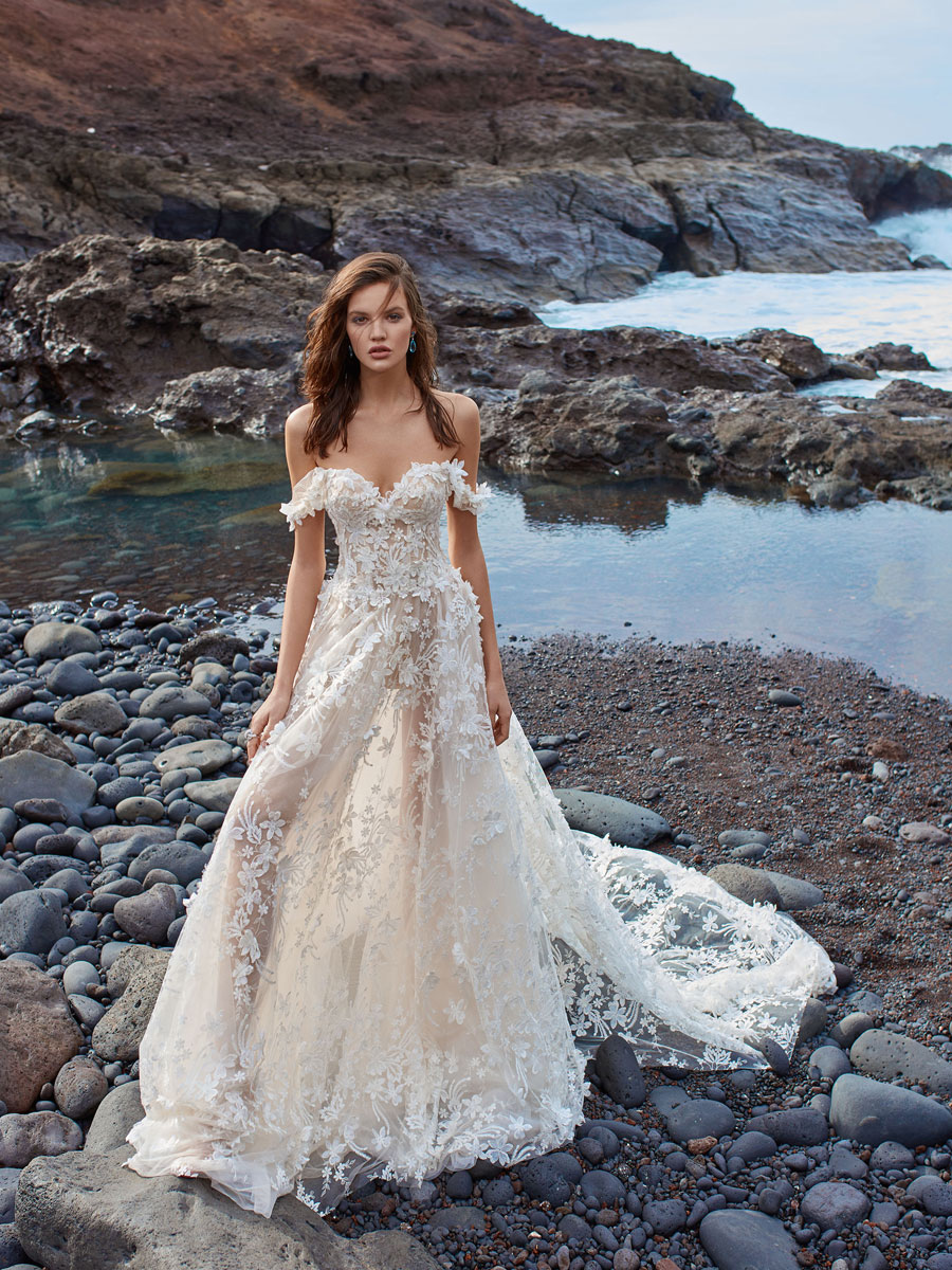 Incredible Wedding Dresses for 2018! GALA: Collection No. 5