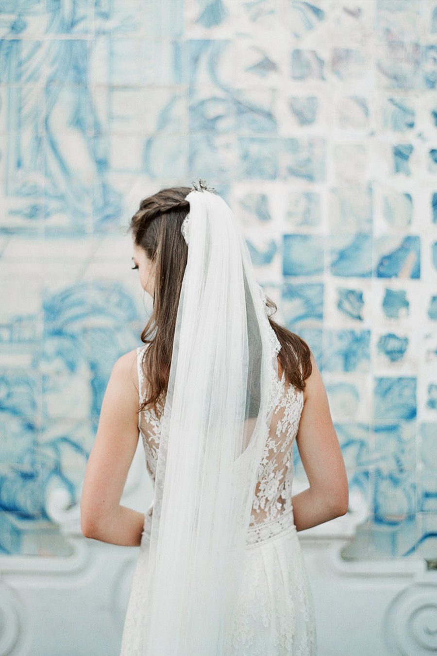 Pretty Blue & White Porcelain Wedding Inspiration