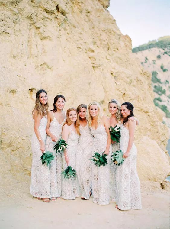 Top Bridesmaid Dress Trends For 2024 And Beyond   843821302e929dcaeb6d380c6d019f88 