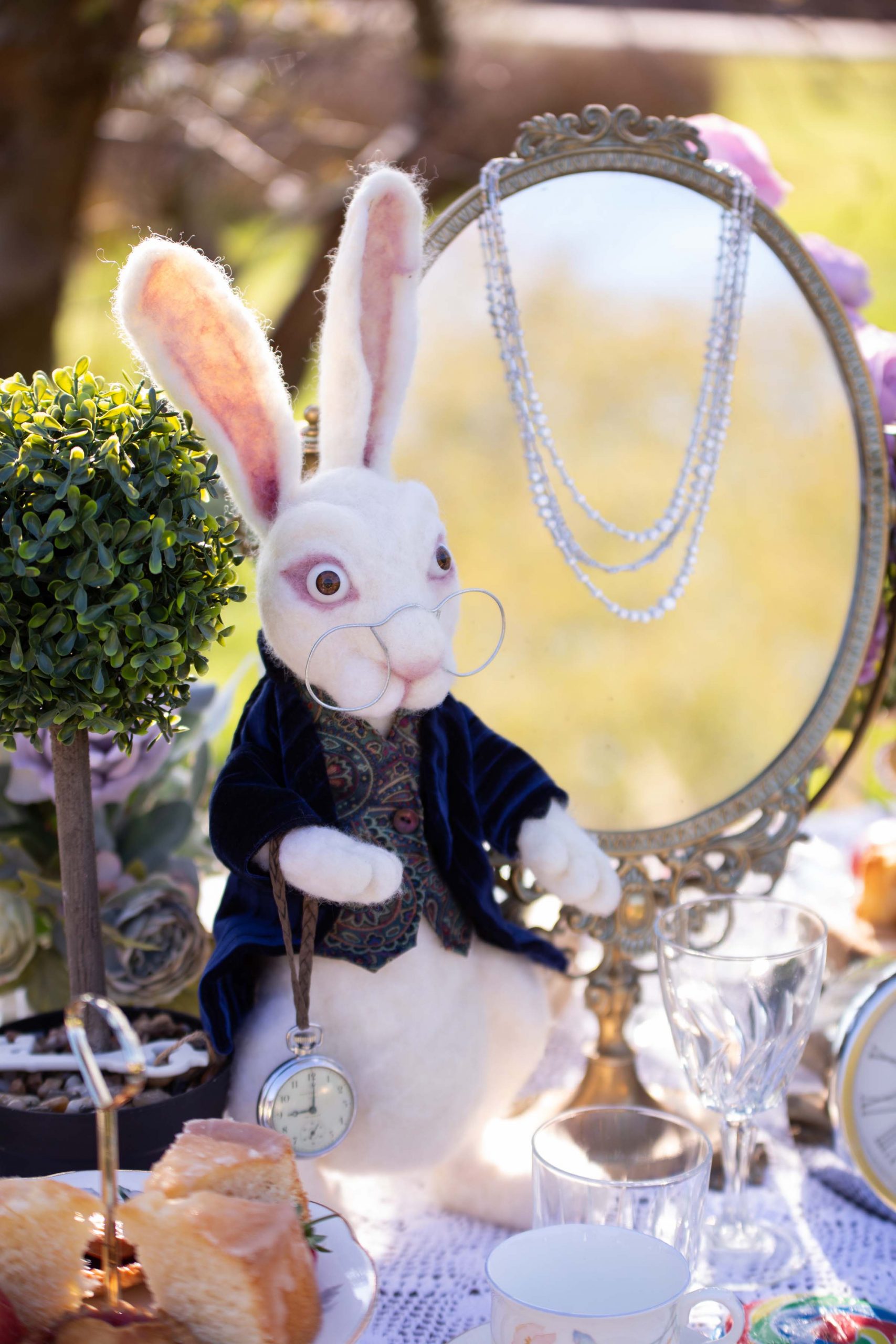Alice in Wonderland Wedding Ideas