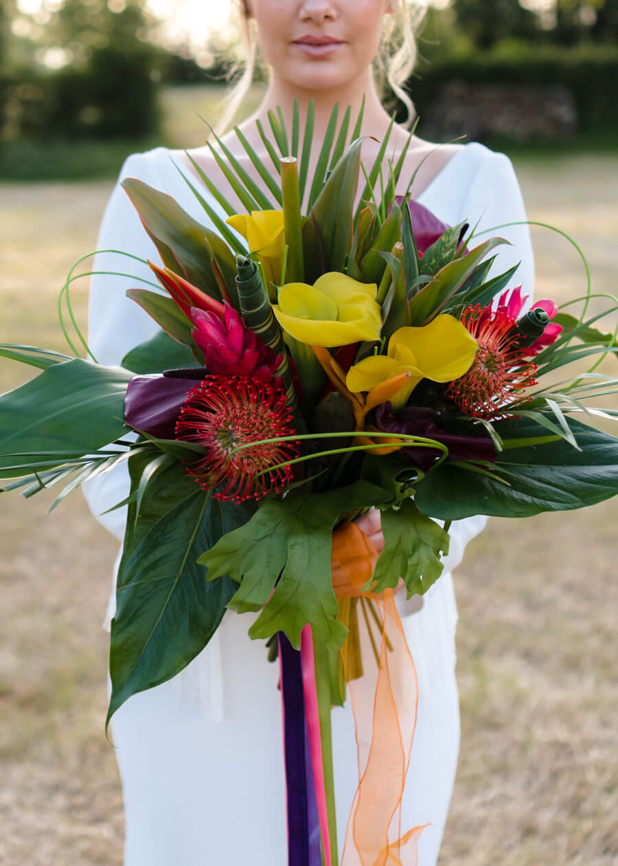 Mid-Summer Tropics: An Outdoor, California Inspired Wedding Shoot